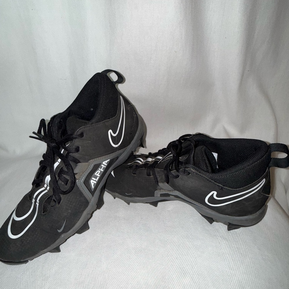 Nike Alpha Football cleats cleats men Black size 8